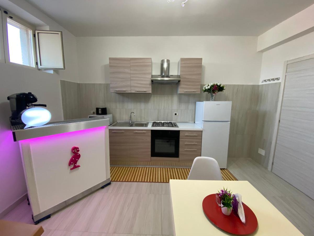 B&B Enjoy Happyness Pompei Bagian luar foto