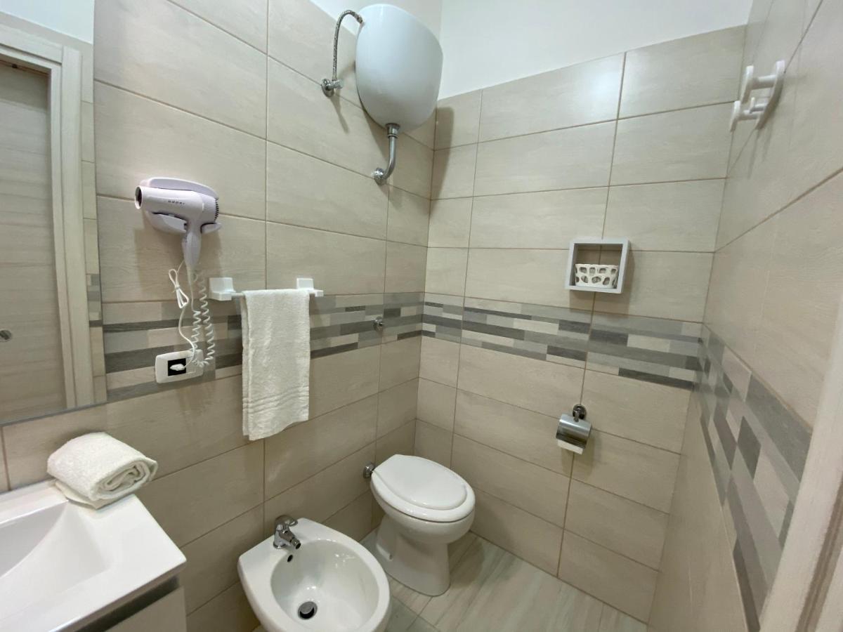 B&B Enjoy Happyness Pompei Bagian luar foto