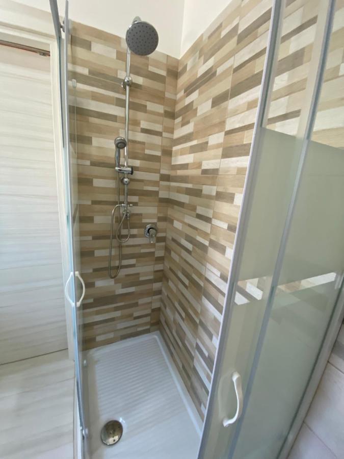 B&B Enjoy Happyness Pompei Bagian luar foto