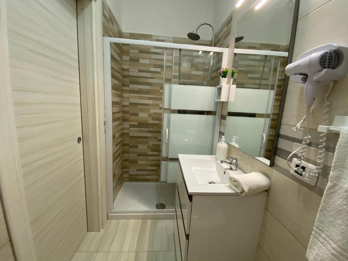 B&B Enjoy Happyness Pompei Bagian luar foto